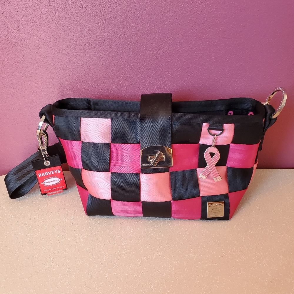 Harvey's Ltd Edition Pink Ribbon Original Seatbelt Bag